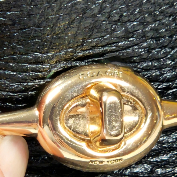 Coach Black Pebbled Leather Arlene Turn Lock Loafer Flats Size 6.5 - Picture 8 of 9